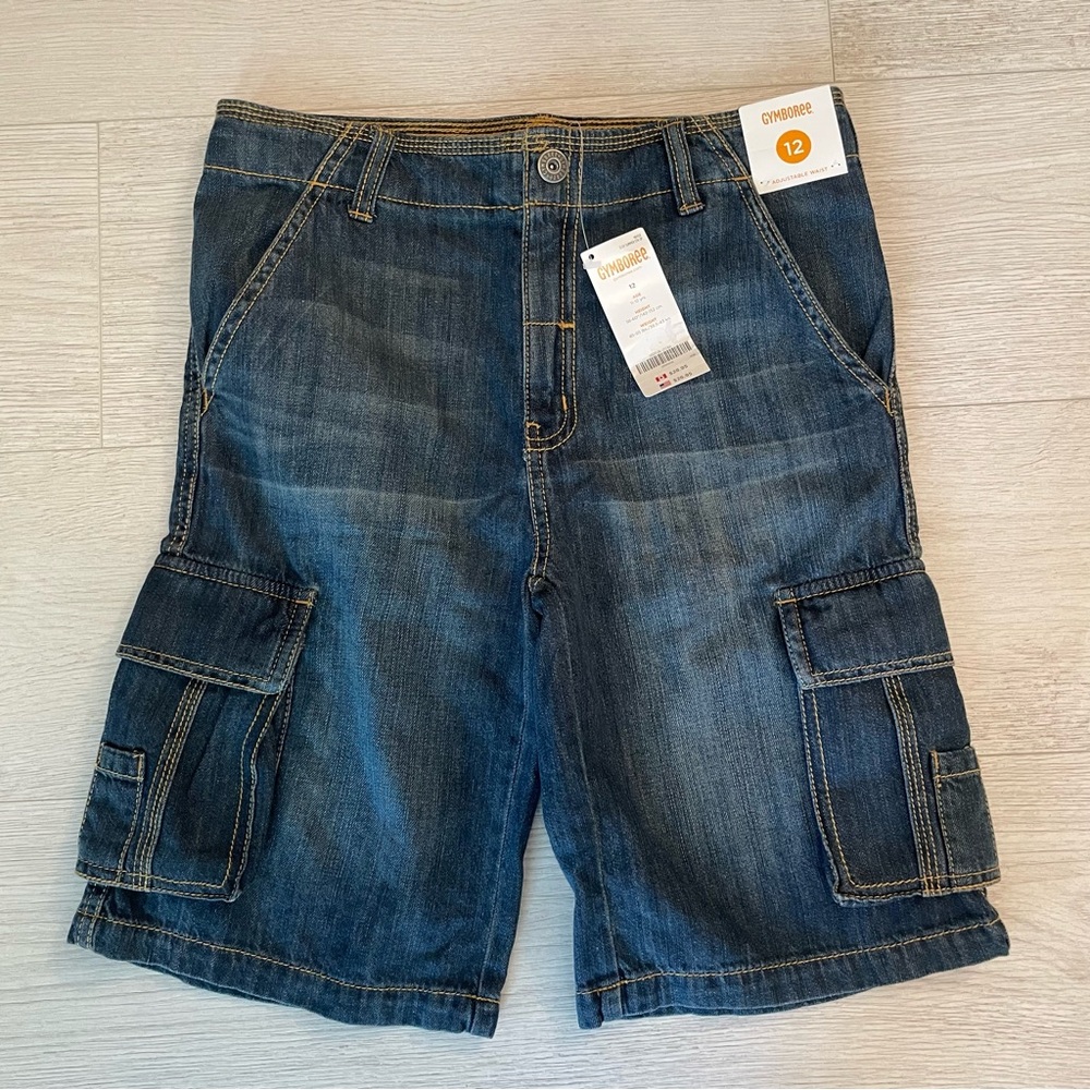 Gymboree NWT Denim Cargo Shorts Size 12, Adjustable waist, lightweight denim.